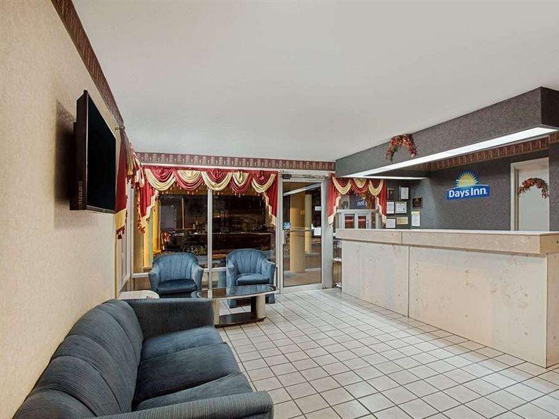 Days Inn By Wyndham Greeneville Exterior foto