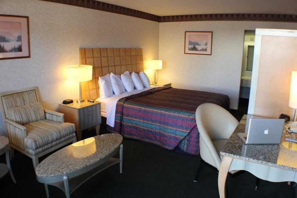 Days Inn By Wyndham Greeneville Exterior foto